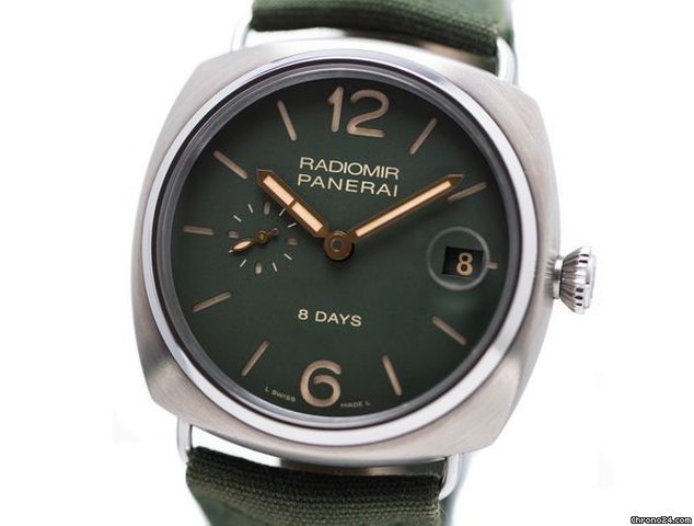 Panerai Radiomir 8 Days Mens watch Unisex Manual winding Titanium PAM00735