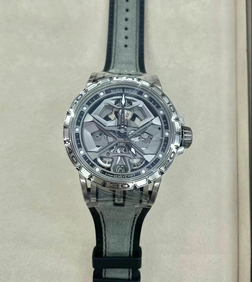 Roger Dubuis Excalibur Mens watch Unisex Automatic Titanium RDDBEX0748