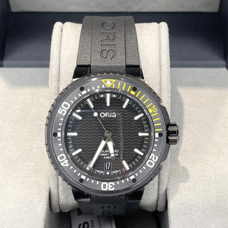 Oris Aquis Date Mens watch Unisex Automatic Titanium 01 400 7767 7754-07 426 64BTEB