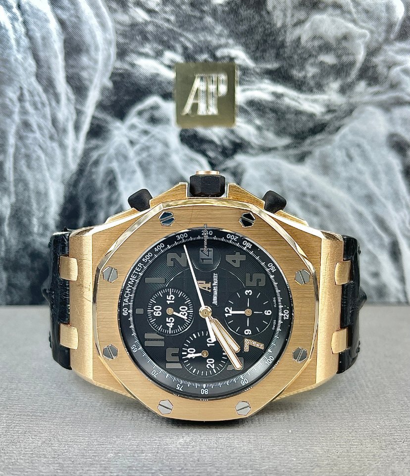 Audemars Piguet Royal Oak Offshore Mens watch Unisex Automatic Rose gold 26180OR.OO.D101CR.01