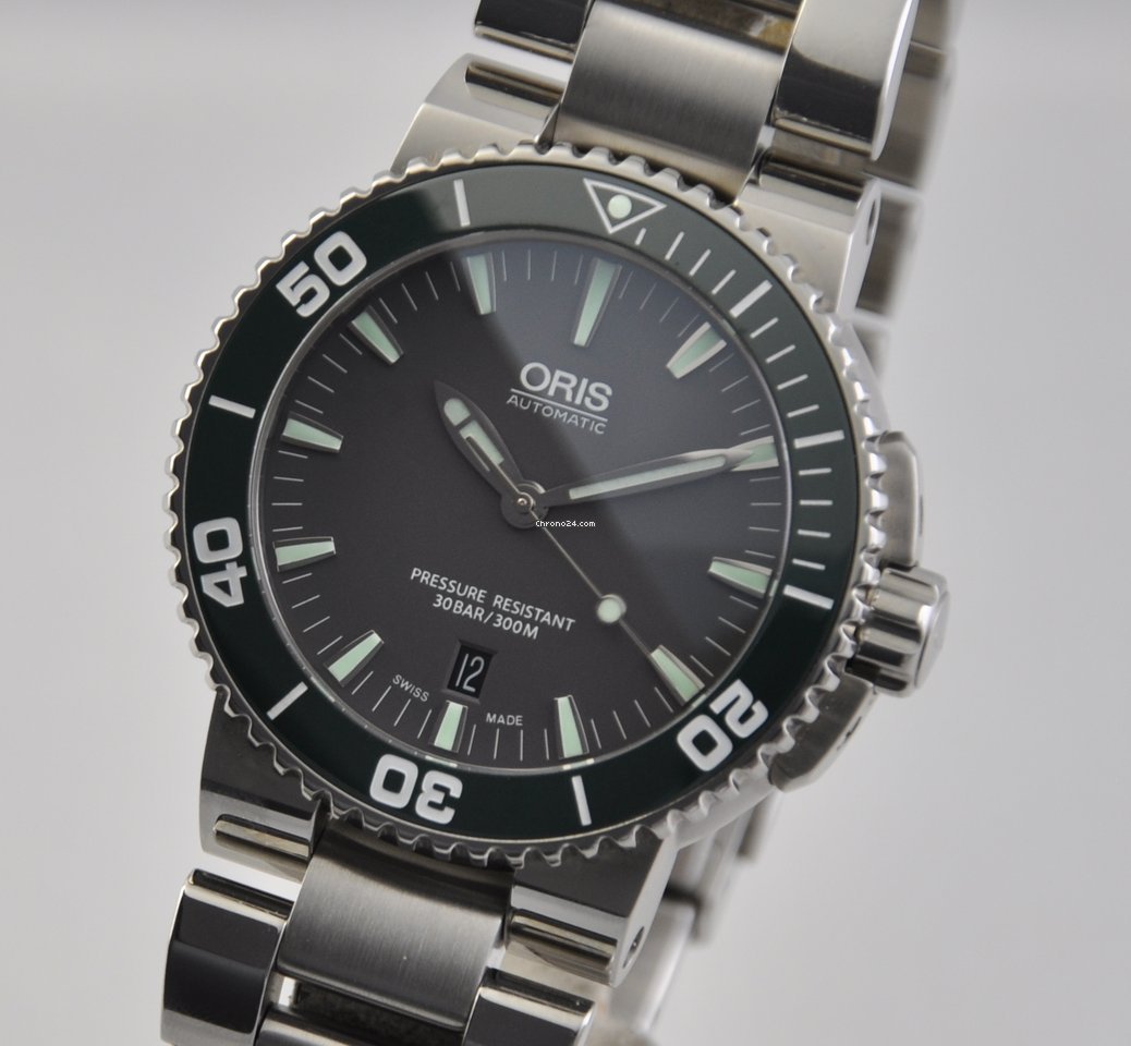 Oris Aquis Date Mens watch Unisex Automatic Steel 01 733 7653 4137-07 8 26 01PEB