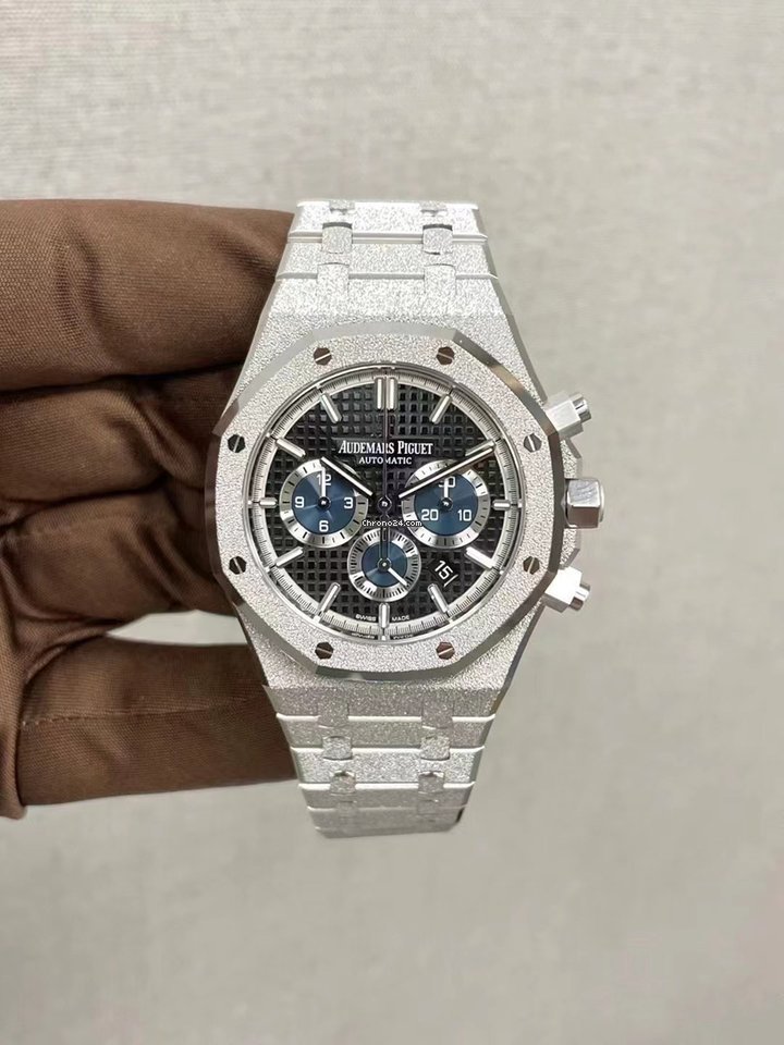 Audemars Piguet Royal Oak Chronograph Mens watch Unisex Automatic White gold 26331BC.GG.1224BC.03