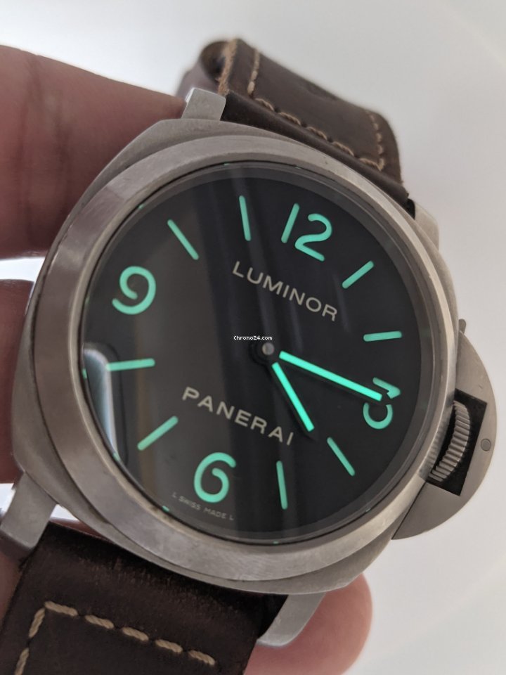 Panerai Luminor Marina Mens watch Unisex Manual winding Titanium PAM 00116