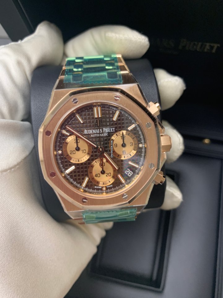 Audemars Piguet Royal Oak Chronograph Mens watch Unisex Automatic Rose gold 26239OR.OO.1220OR.02
