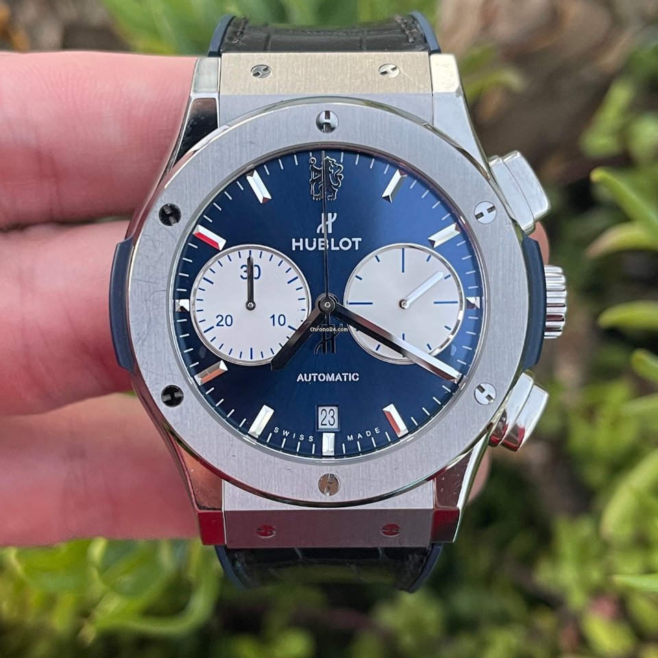 Hublot Classic Fusion Chronograph Mens watch Unisex Automatic Titanium 521.NX.7119.LR.CFC16