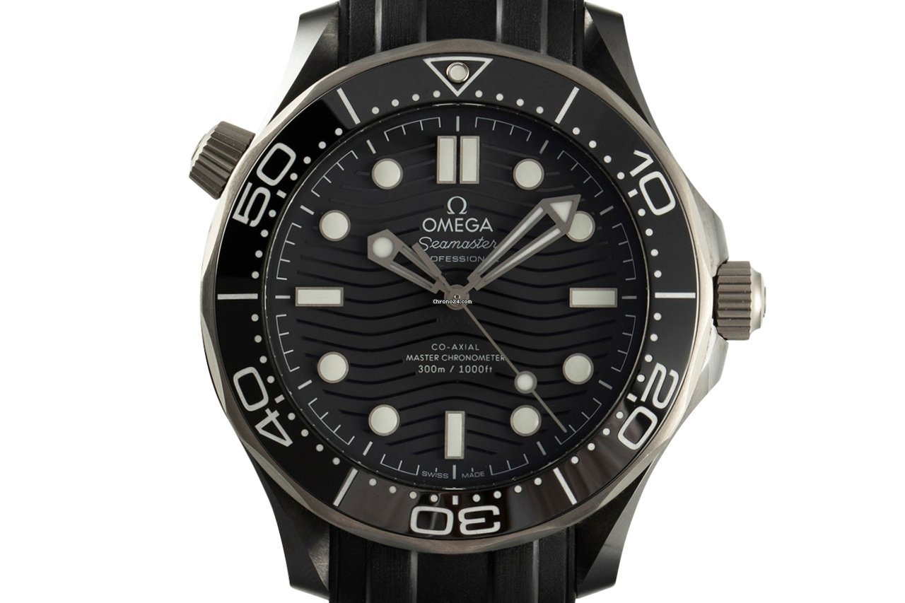 Omega Seamaster Diver 300 M Mens watch Unisex Automatic Ceramic 210.92.44.20.01.001