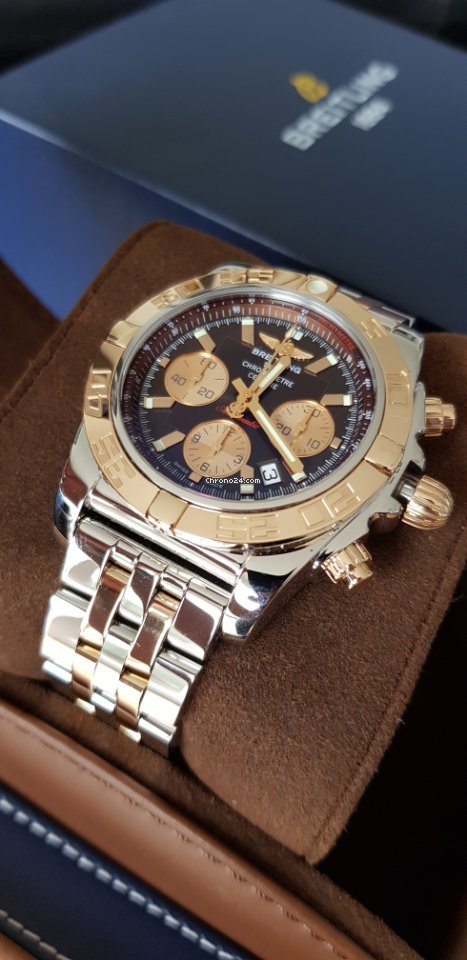 Breitling Chronomat 44 Automatic Gold Steel CB011012 Q576