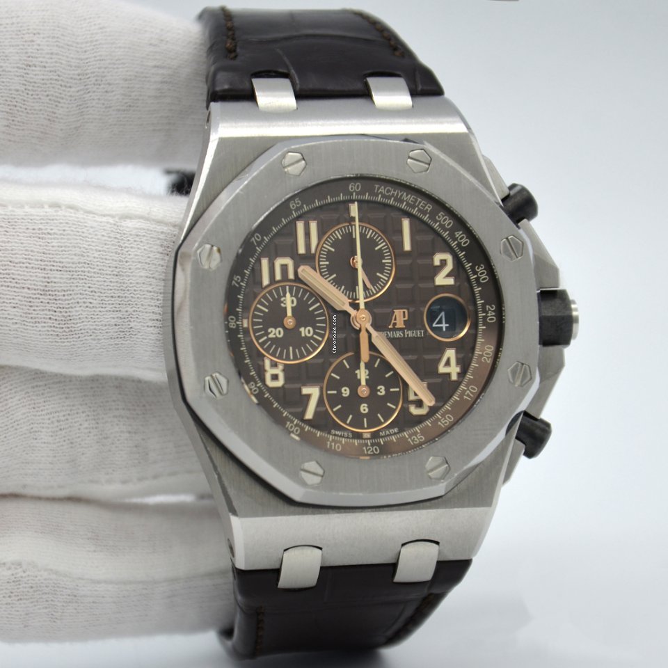 Audemars Piguet Royal Oak Offshore Chronograph Mens watch Unisex Automatic Steel 26470ST.OO.A820CR.01