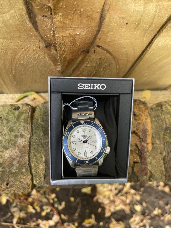Seiko 5 Sports Mens watch Unisex Automatic Steel SRPG47K1