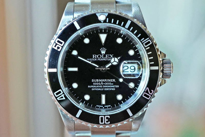 Rolex Submariner Date Steel Automatic 16610.