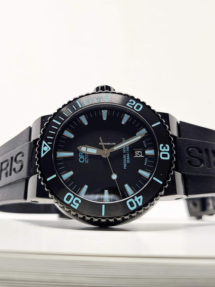 Oris Aquis Date Mens watch Unisex Automatic Steel 01 733 7653 4725-07 4 26 34BEB