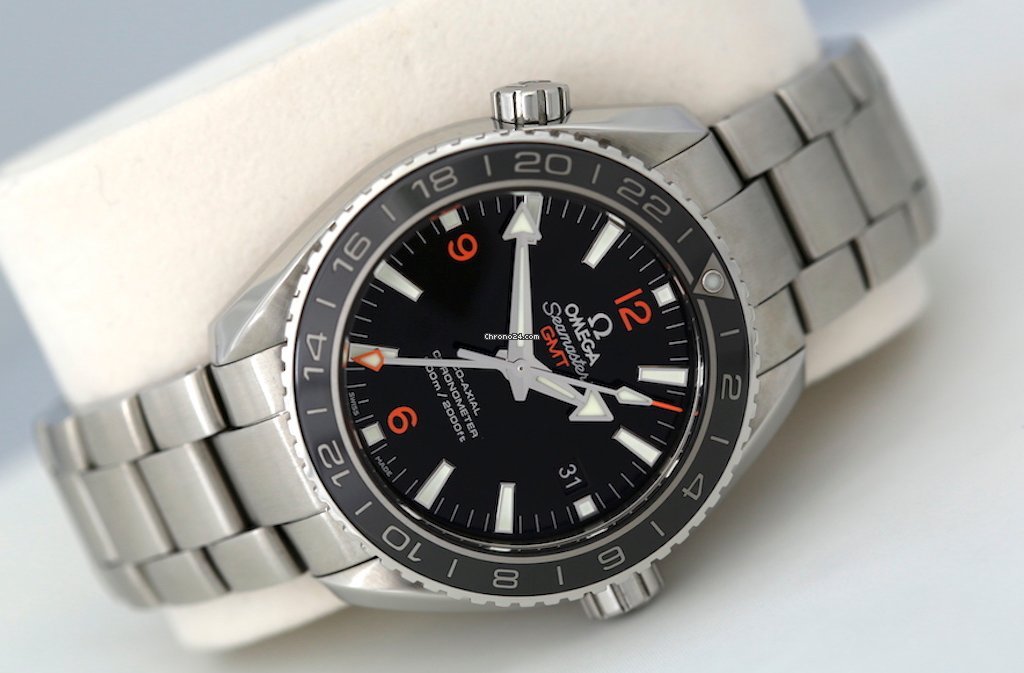 Omega Seamaster Planet Ocean Mens watch Unisex Automatic Steel 232.30.44.22.01.002