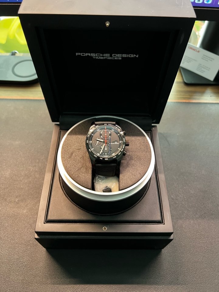 Porsche Design Chronotimer Mens watch Unisex Automatic Titanium 6010.1.06.001.03.2