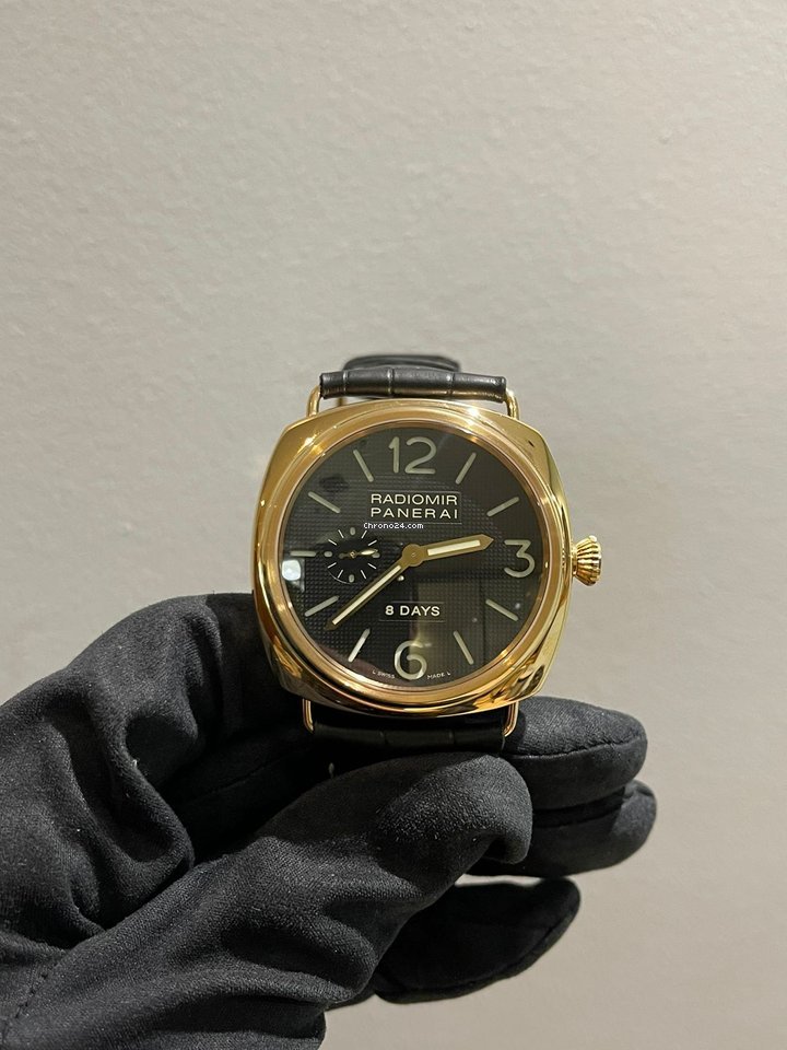 Panerai Radiomir 8 Days Mens watch Unisex Manual winding Rose gold PAM 00197