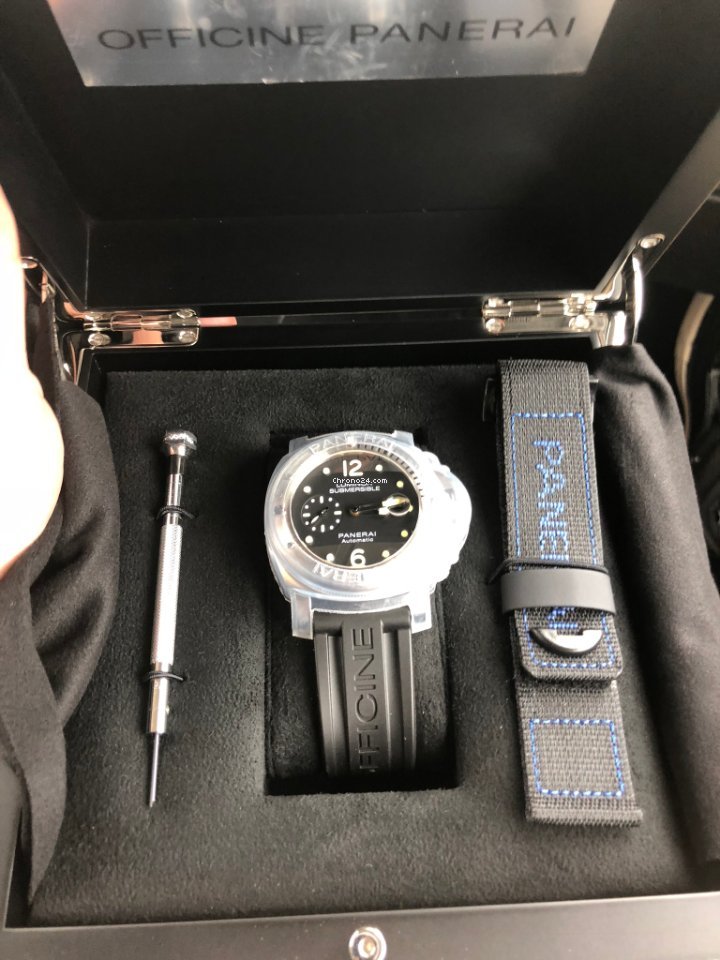 Panerai Luminor Submersible Mens watch Unisex Automatic Steel PAM 01024