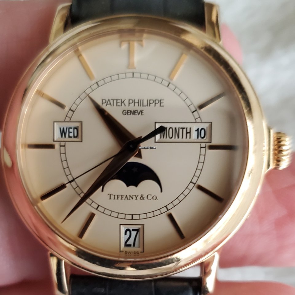 Patek Philippe Annual Calendar Mens watch Unisex Automatic Yellow gold 5150J