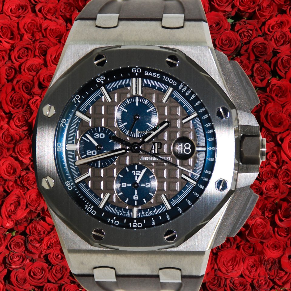 Audemars Piguet Royal Oak Offshore Chronograph Mens watch Unisex Automatic Titanium 26400.IO.OO.A004CA.02