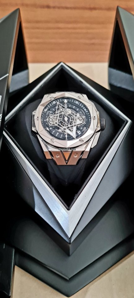 Hublot Big Bang Sang Bleu Mens watch Unisex Automatic Titanium 418.NX.1107.RX.MXM19