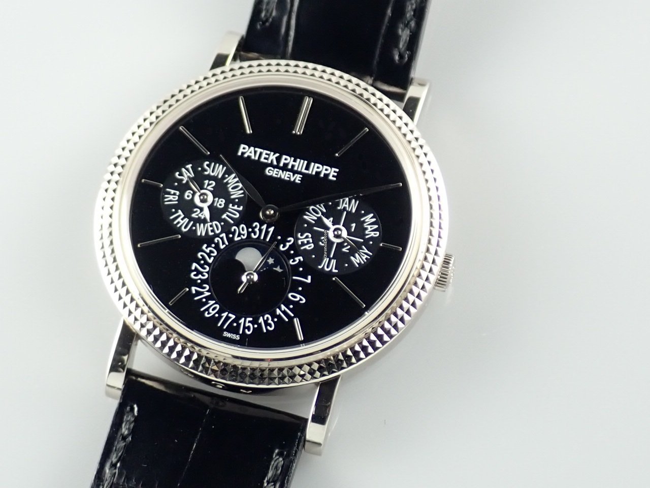 Patek Philippe Perpetual Calendar Automatic White gold 5139G