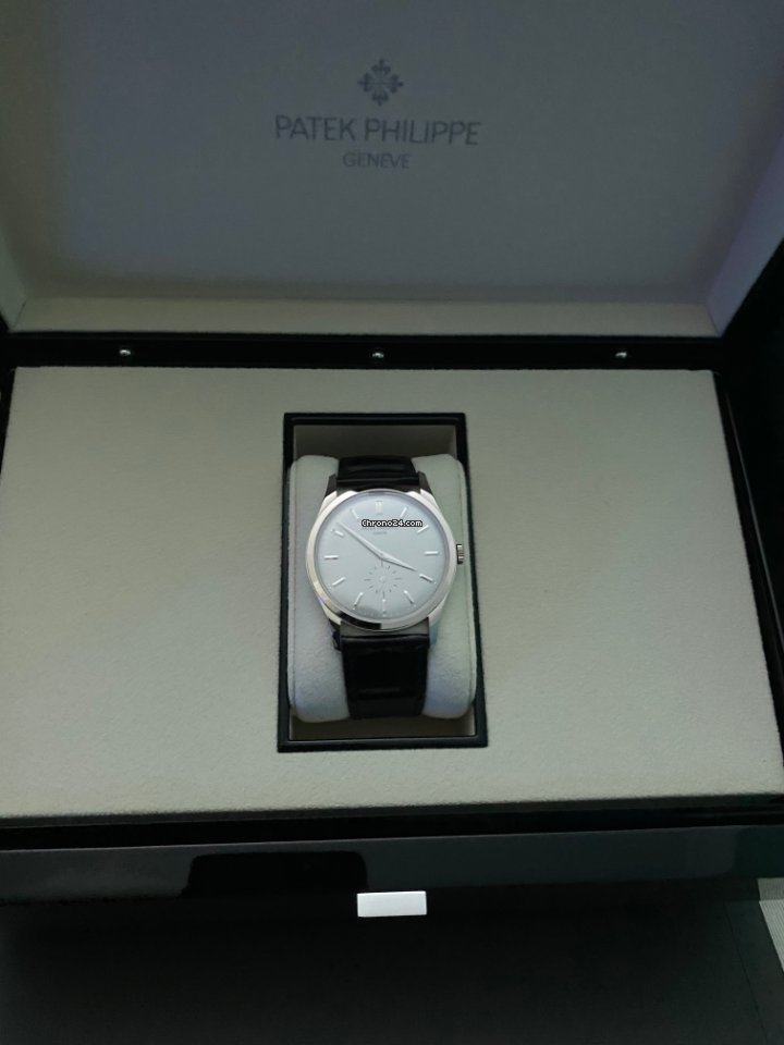Patek Philippe Calatrava Mens watch Unisex Manual winding White gold 5196G-001