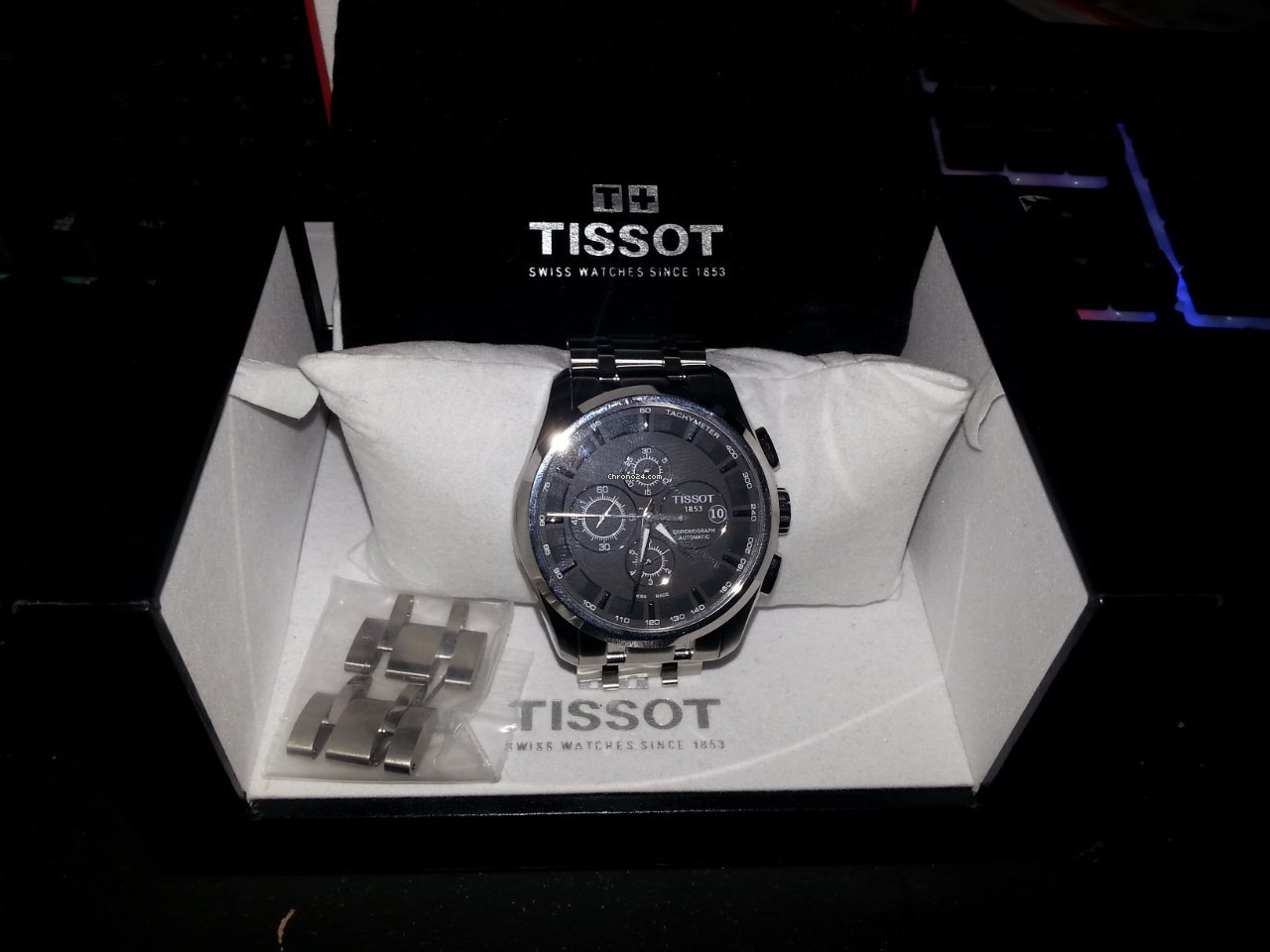 Tissot Couturier Mens watch Unisex Automatic Steel T035.627.11.051.00