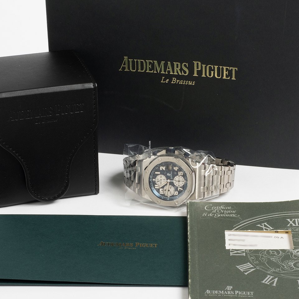 Audemars Piguet Royal Oak Offshore Chronograph Mens watch Unisex Automatic Steel ST25721