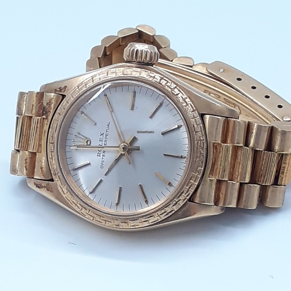 Rolex Oyster Perpetual 26 Womens watch Yellow gold Automatic 6802