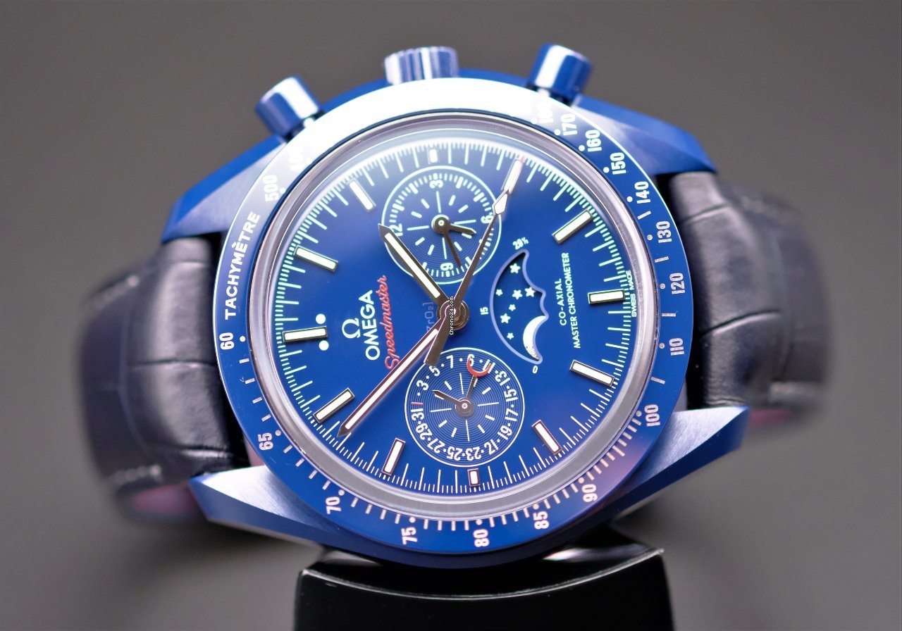 Omega Speedmaster Professional Moonwatch Moonphase Mens watch Unisex Automatic Ceramic 304.93.44.52.03.001