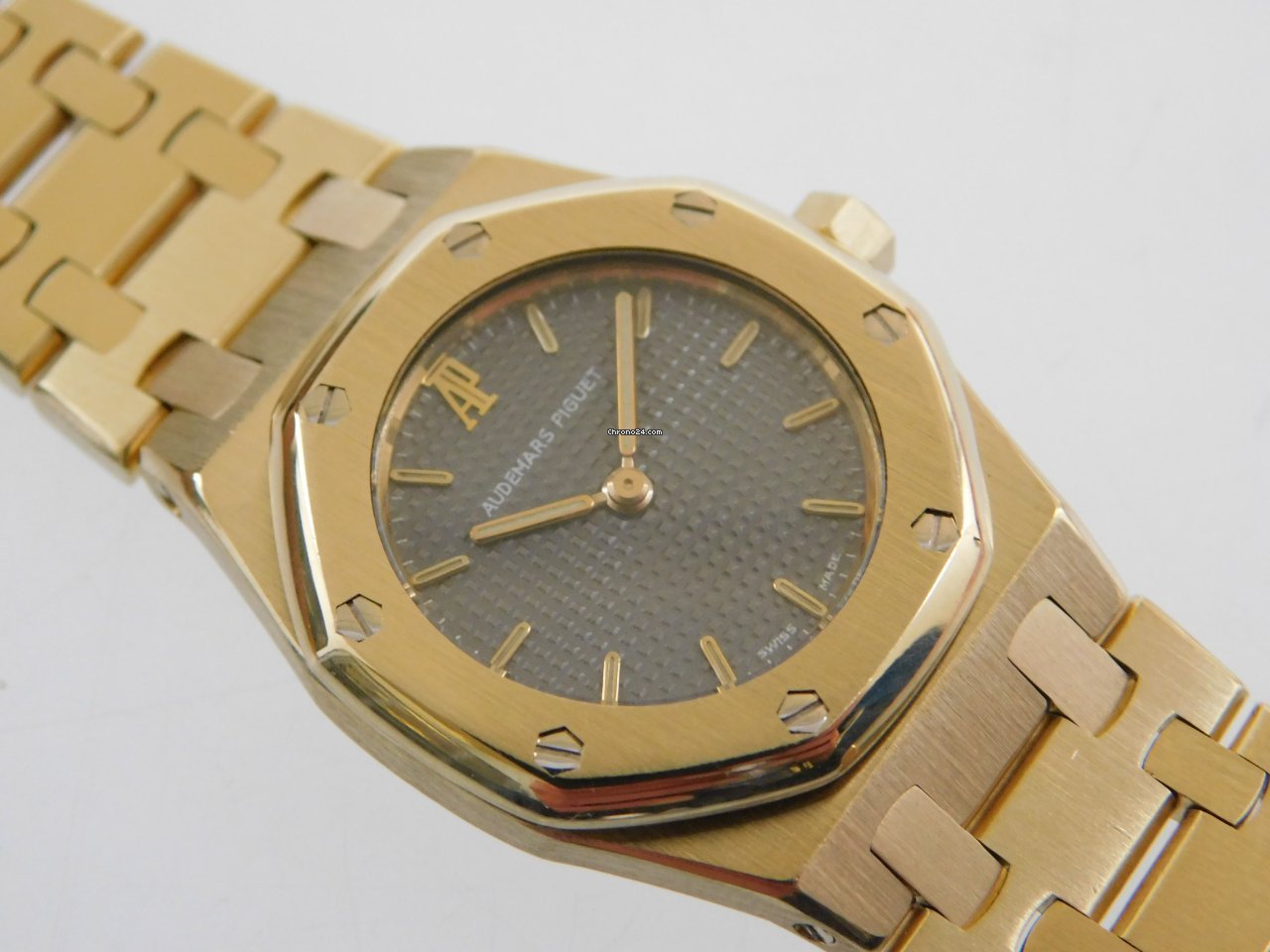 Audemars Piguet Royal Oak Womens watch Quartz Yellow gold 66270BA