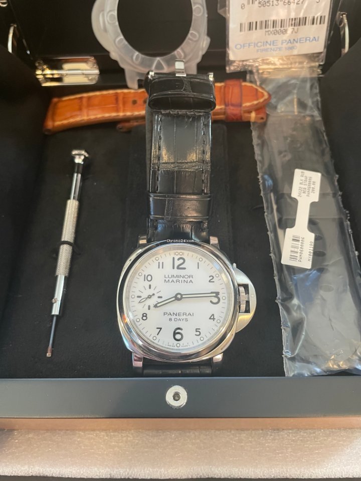Panerai Luminor Marina 8 Days Mens watch Unisex Manual winding Steel PAM 00563