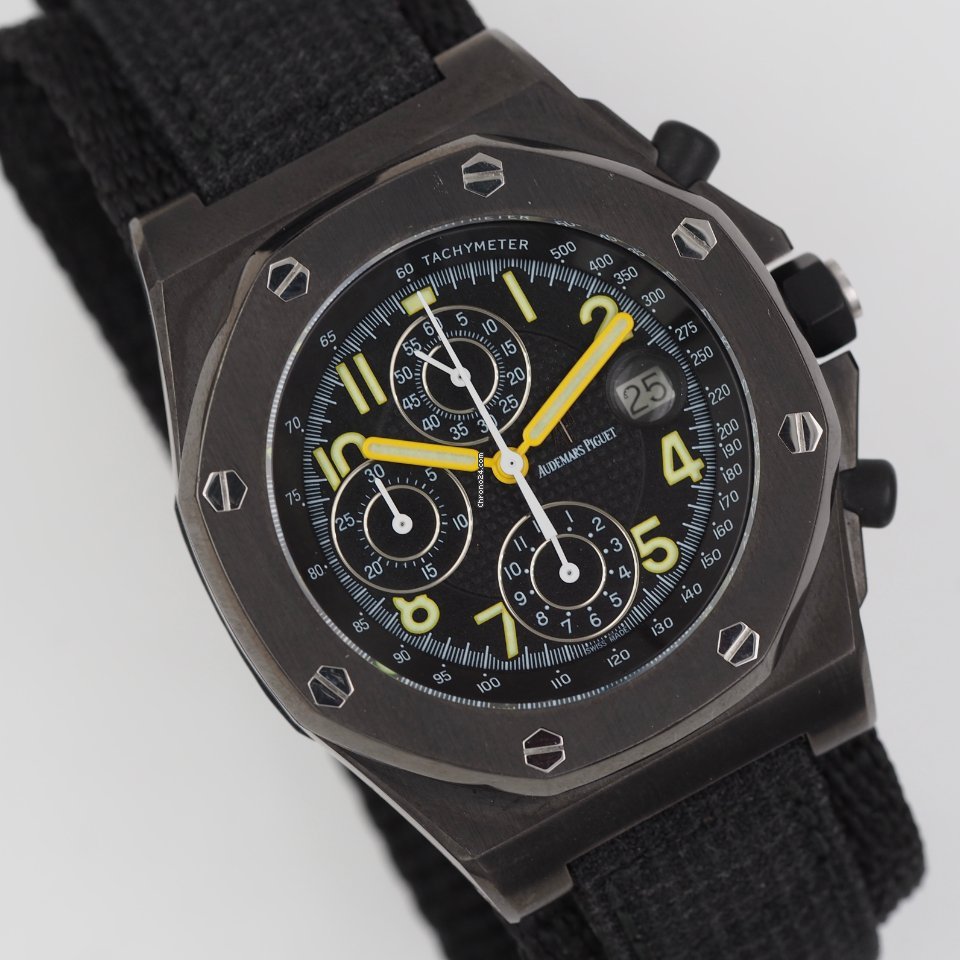 Audemars Piguet Royal Oak Offshore Chronograph Mens watch Unisex Automatic Steel 25770SN.O.0001KE.01