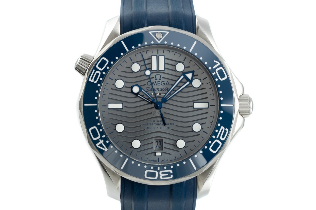 Omega Seamaster Diver 300 M Mens watch Unisex Automatic Steel 210.32.42.20.06.001