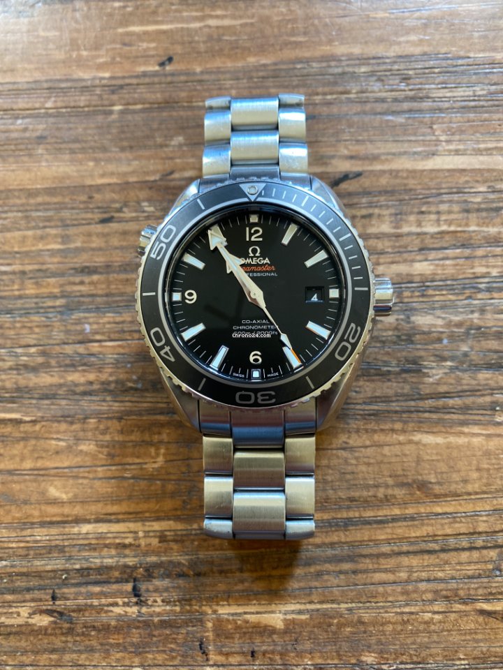 Omega Seamaster Planet Ocean Mens watch Unisex Automatic Steel 232.30.46.21.01.001