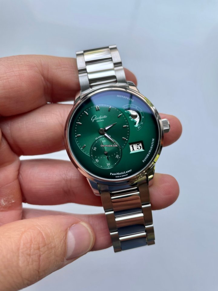 Glashtte Original PanoMaticLunar Mens watch Unisex 1-90-02-13-32-70