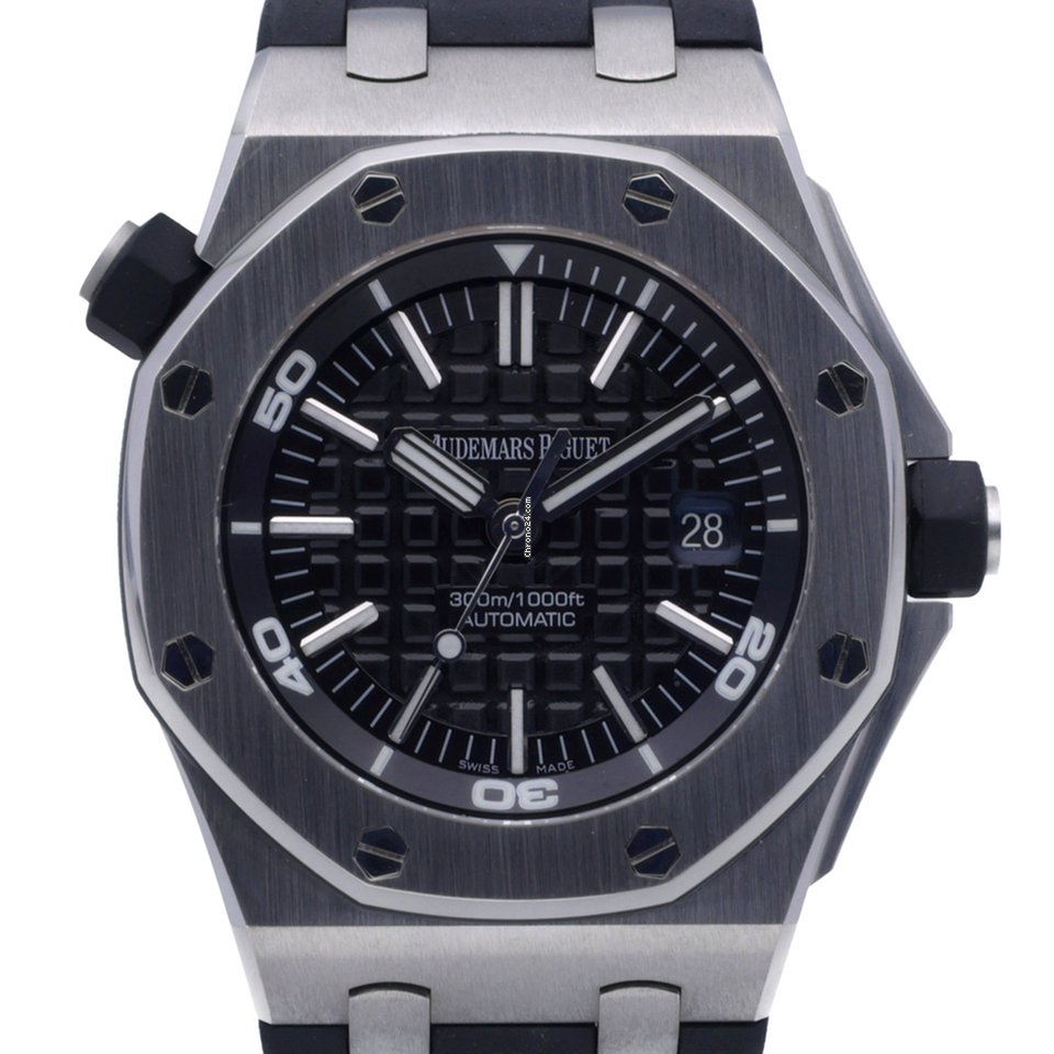 Audemars Piguet Royal Oak Offshore Diver Mens watch Unisex Automatic Steel 15703ST.OO.A002CA.01