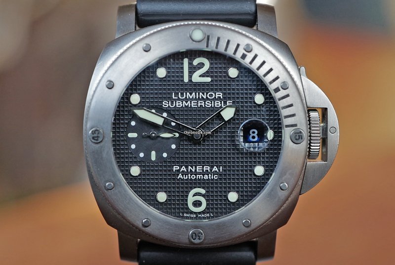 Panerai Luminor Submersible Automatic Titanium PAM 25