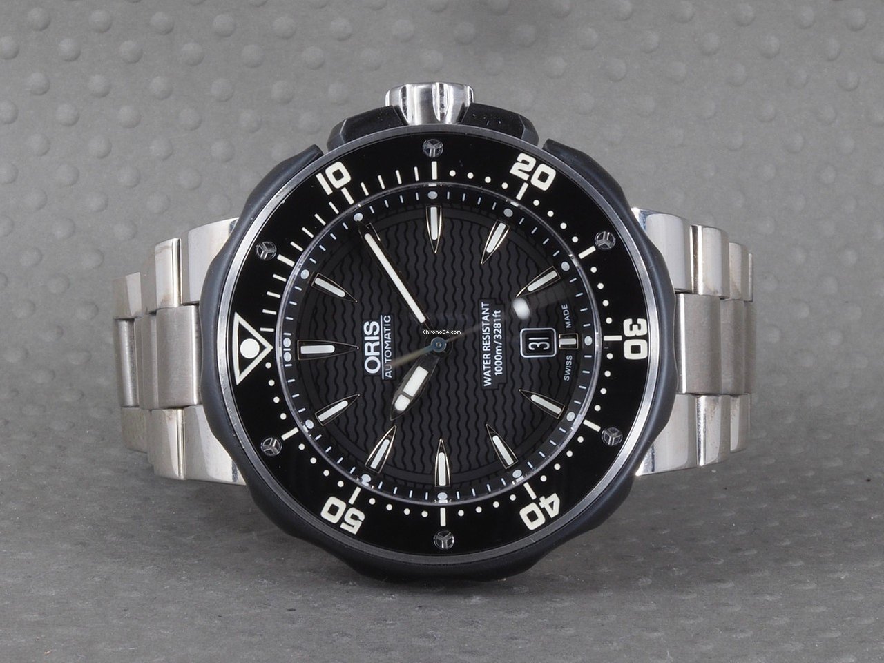 Oris ProDiver Date Mens watch Unisex Automatic Titanium 01 733 7646 7154-07 8 26 71PEB
