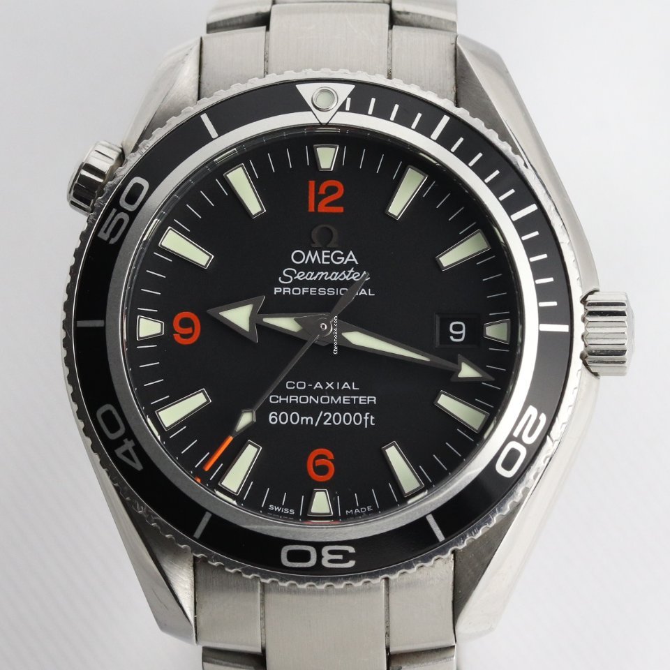 Omega Seamaster Planet Ocean Mens watch Unisex Automatic Steel 22015100